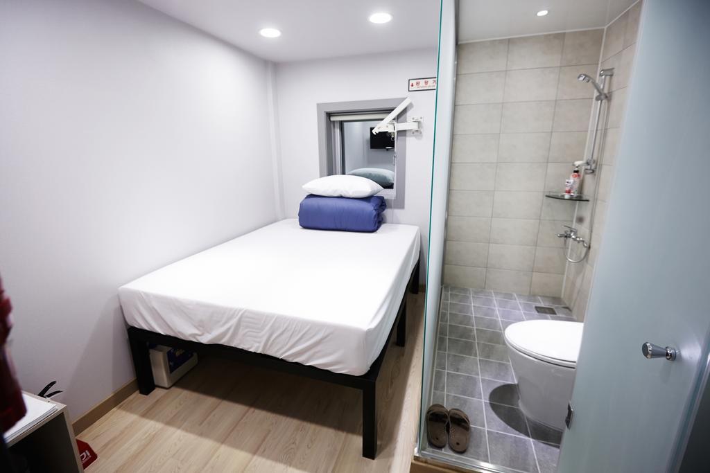 Seoul N Hostel חדר תמונה